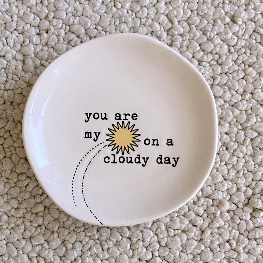 Jewelry dish / trinket tray